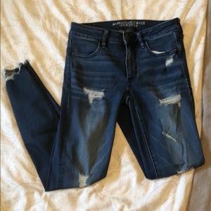American eagle distressed jegging